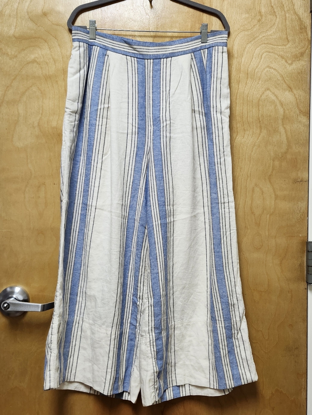 Banana Republic Size L  Wide Leg Linen Blend Pants White Blue Stripe